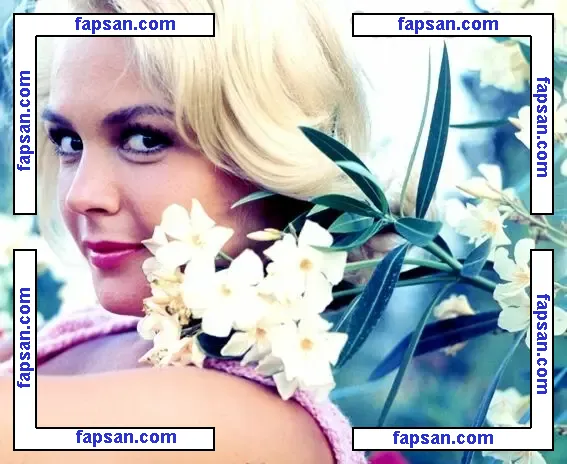 Vintage Sexy Celebs голая фото #0185 с Онлифанс