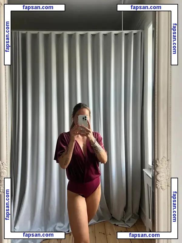 Vinted/eBay nude photo #1010 from OnlyFans