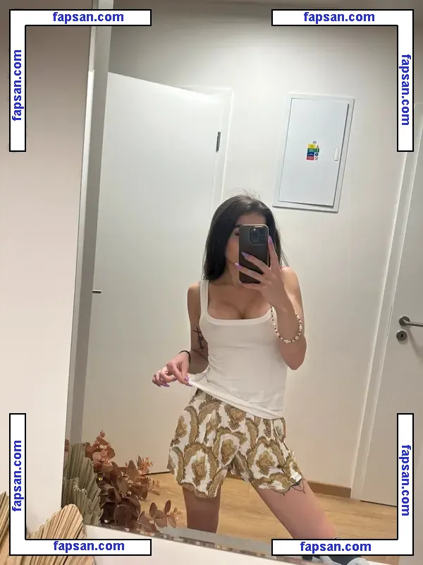 Vinted/eBay nude photo #1032 from OnlyFans