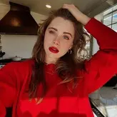 Violet Brinson голая #0040