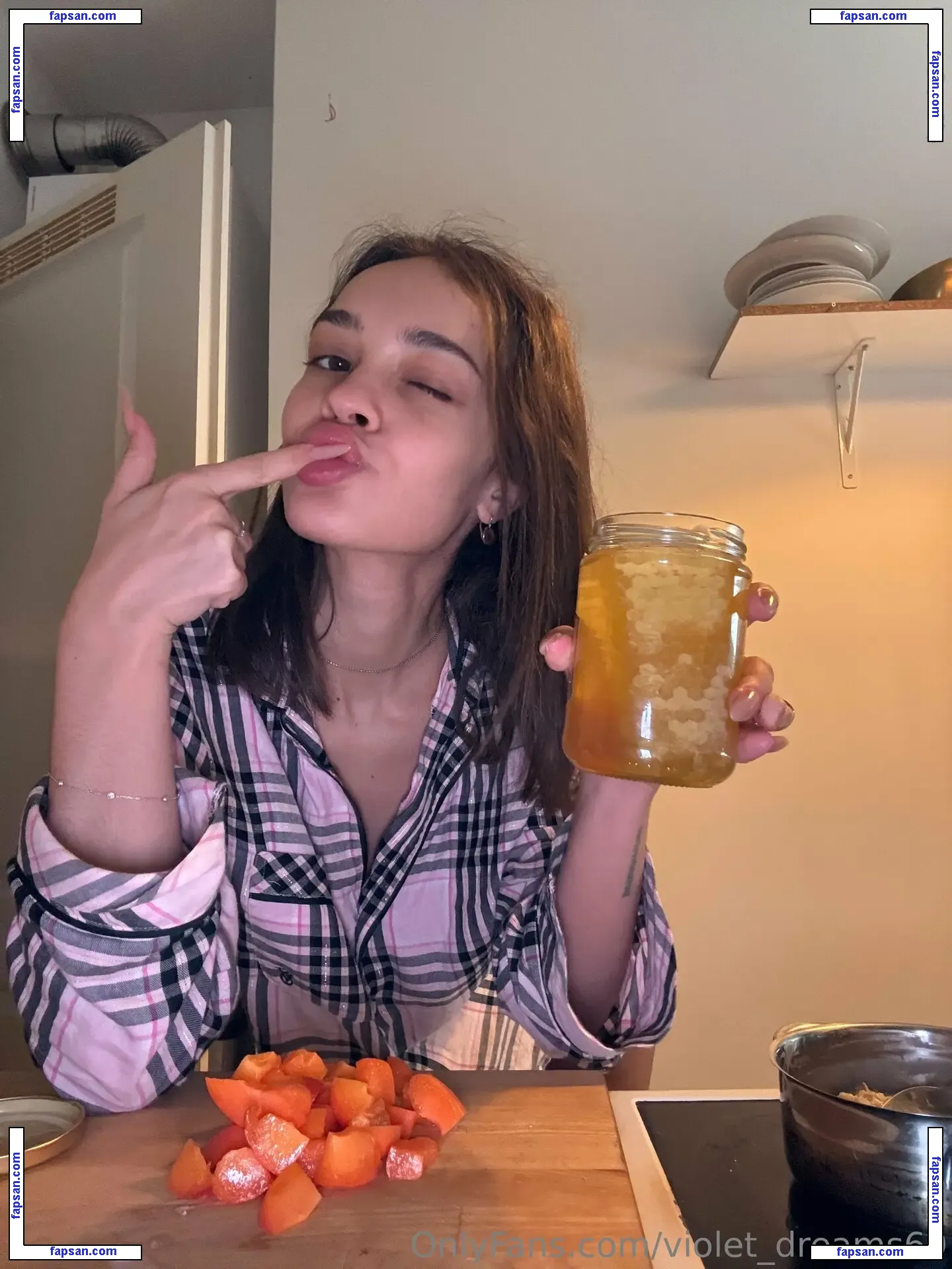 Violet_Dreams69 nude photo #0005 from OnlyFans
