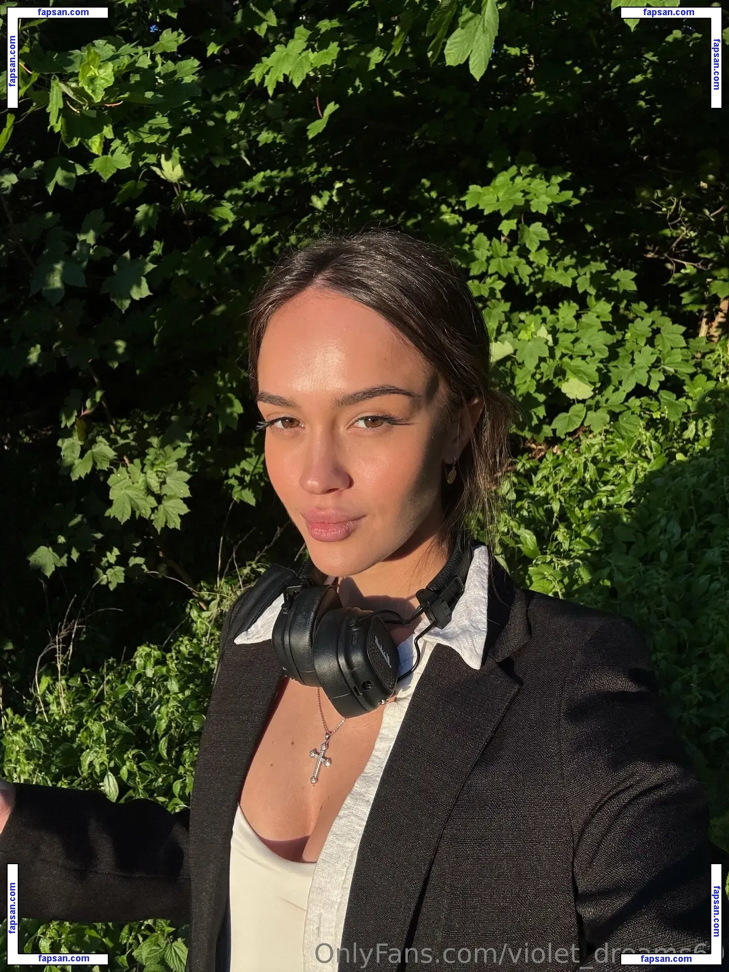 Violet_Dreams69 nude photo #0018 from OnlyFans
