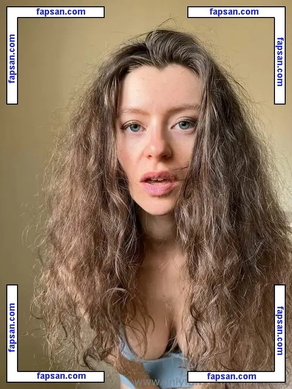 VioletFoxy nude photo #0079 from OnlyFans