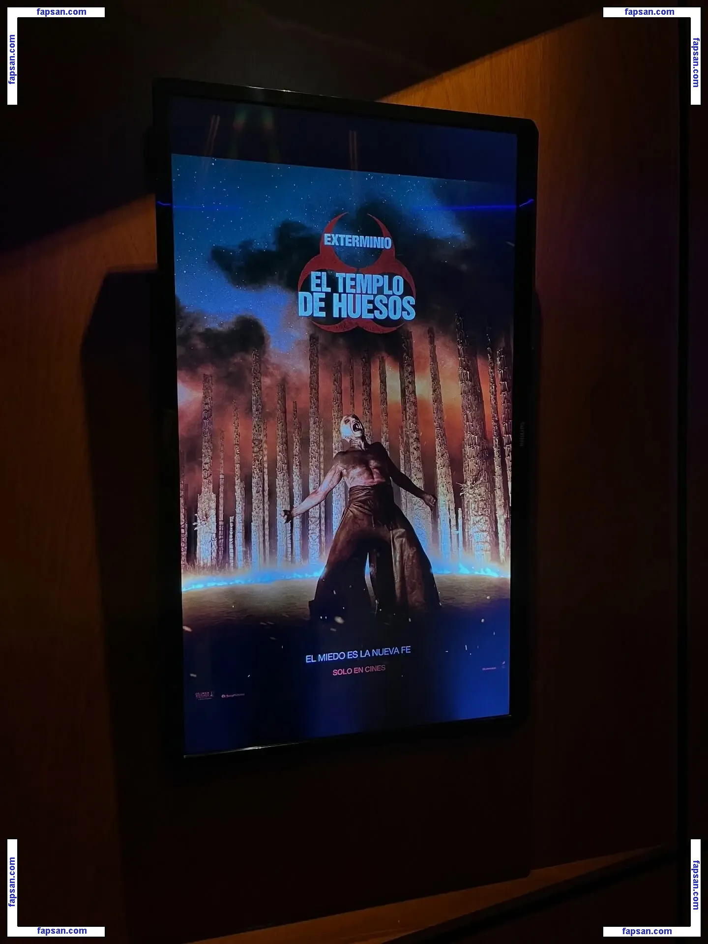 violetitangel голая фото #0005 с Онлифанс