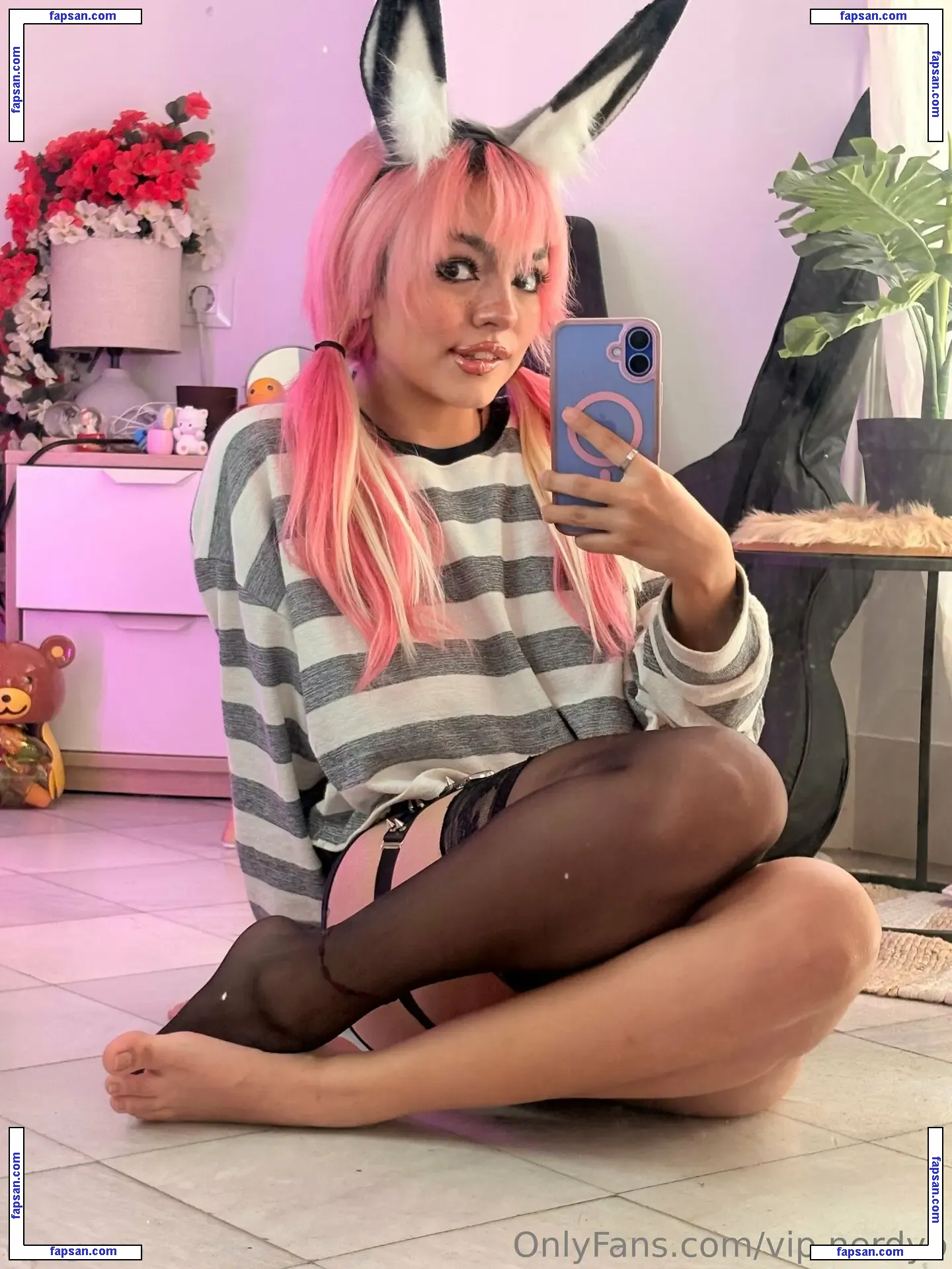 vip.nerdyb nude photo #0013 from OnlyFans