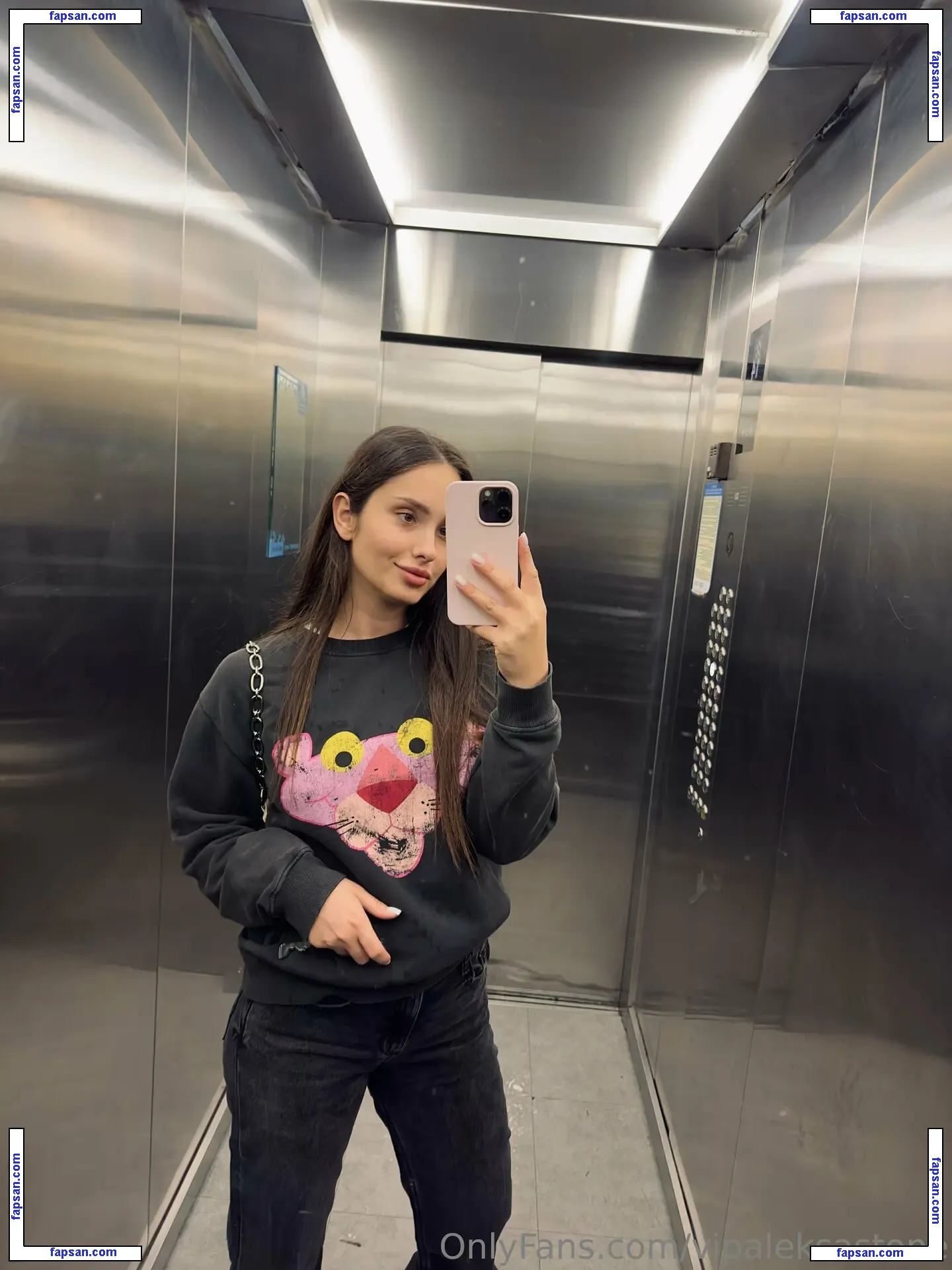 vipaleksastone nude photo #0059 from OnlyFans