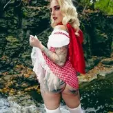 Virginia Suicide голая #0010