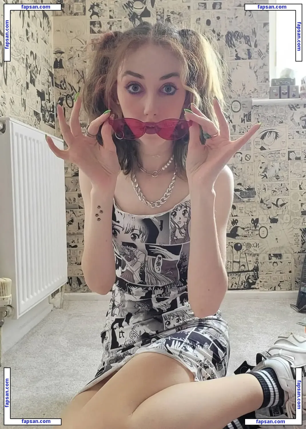 Visualsounds nude photo #0017 from OnlyFans