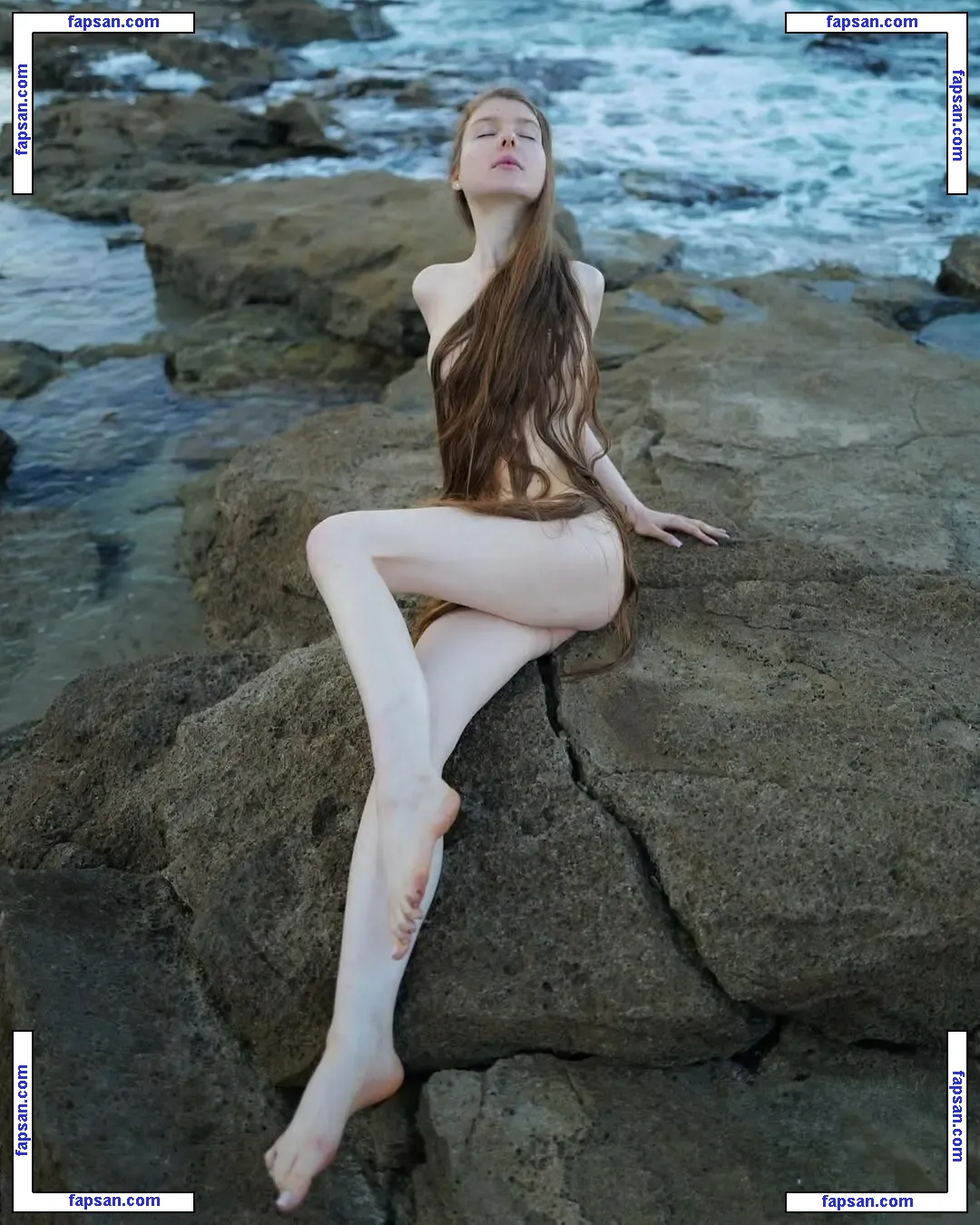 Vita_luki nude photo #0002 from OnlyFans