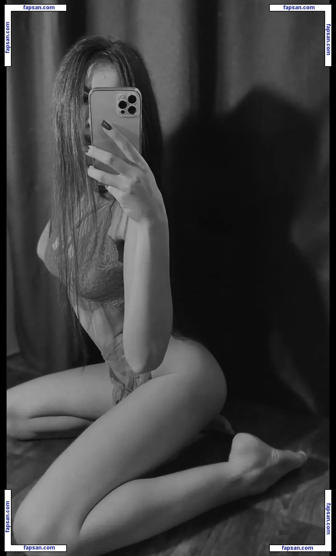 Vitalina22 nude photo #0019 from OnlyFans
