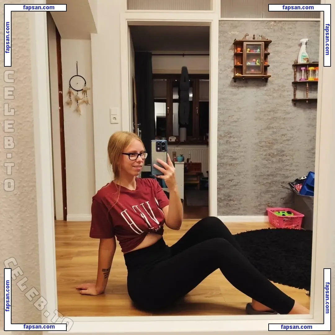 Vivi.an.3107 nude photo #0018 from OnlyFans