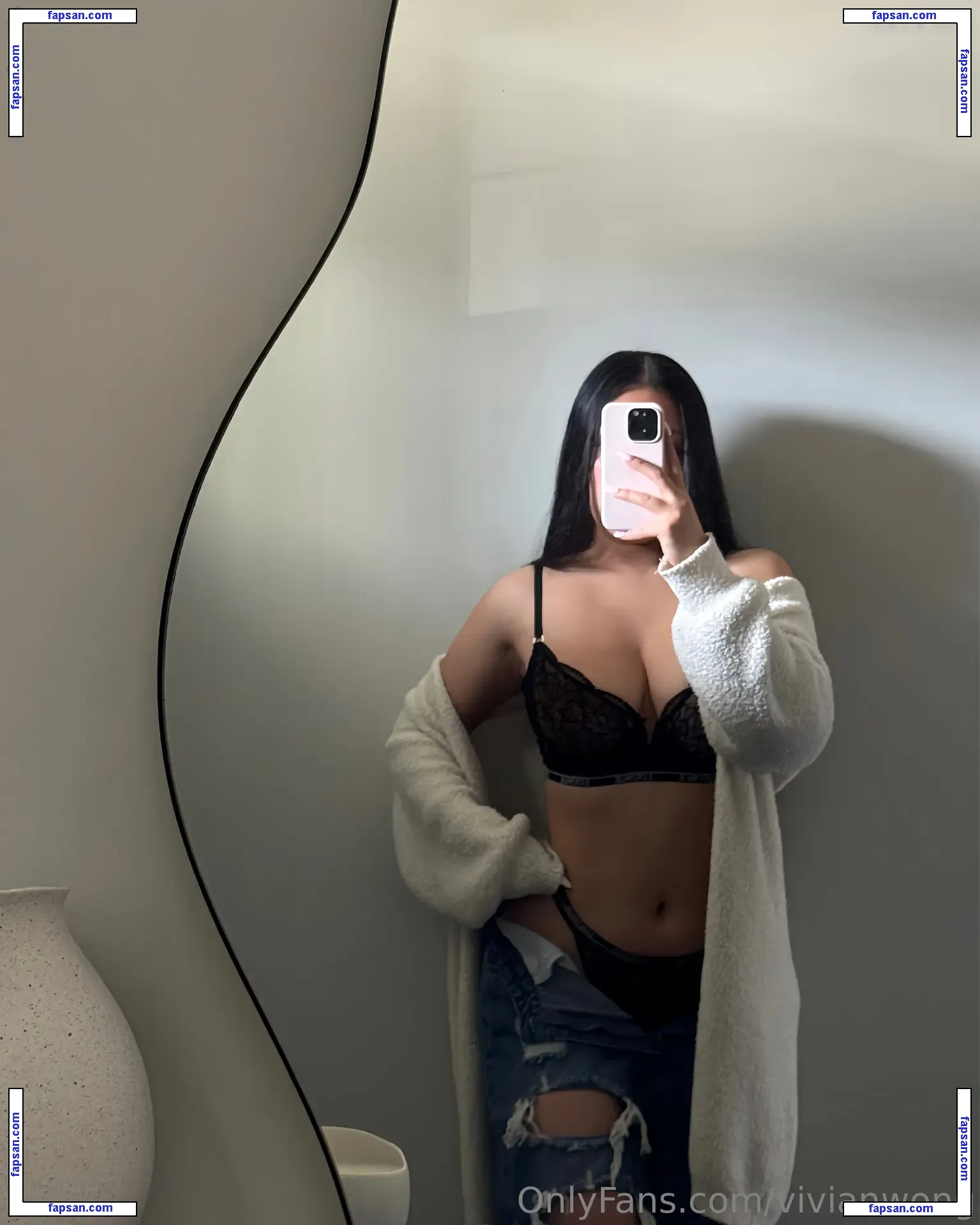 Vivian Wong nude photo #0029 from OnlyFans