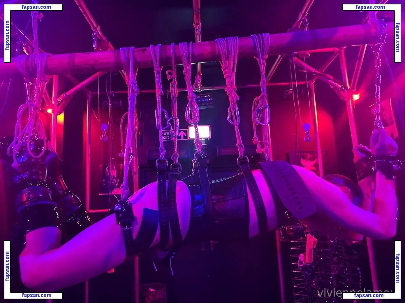 viviennelamour nude photo #0057 from OnlyFans