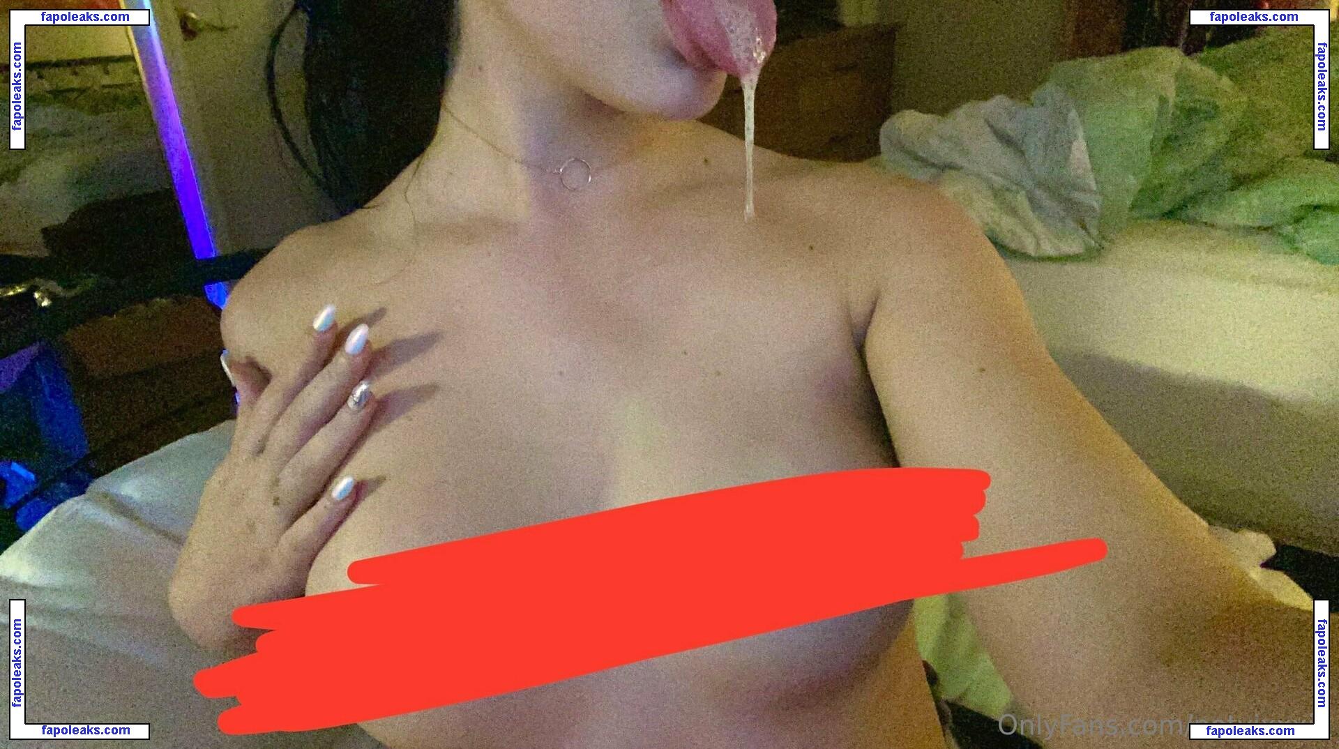 vixxxie / olivia.marina / vixxie_foxx nude photo #0017 from OnlyFans