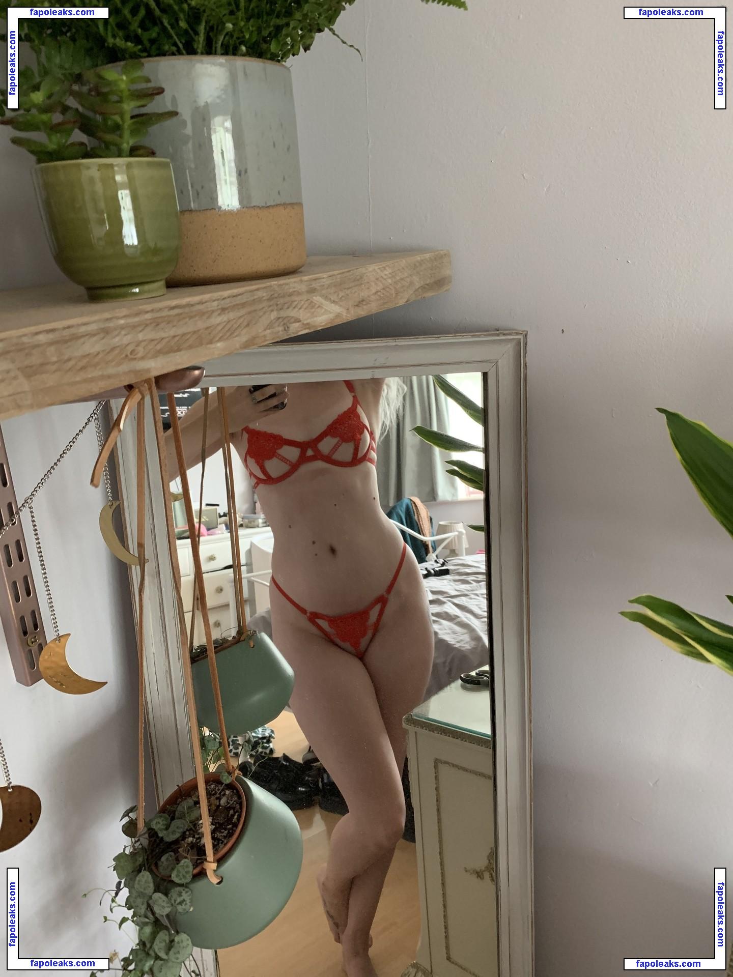 Vixylixxx nude photo #0012 from OnlyFans