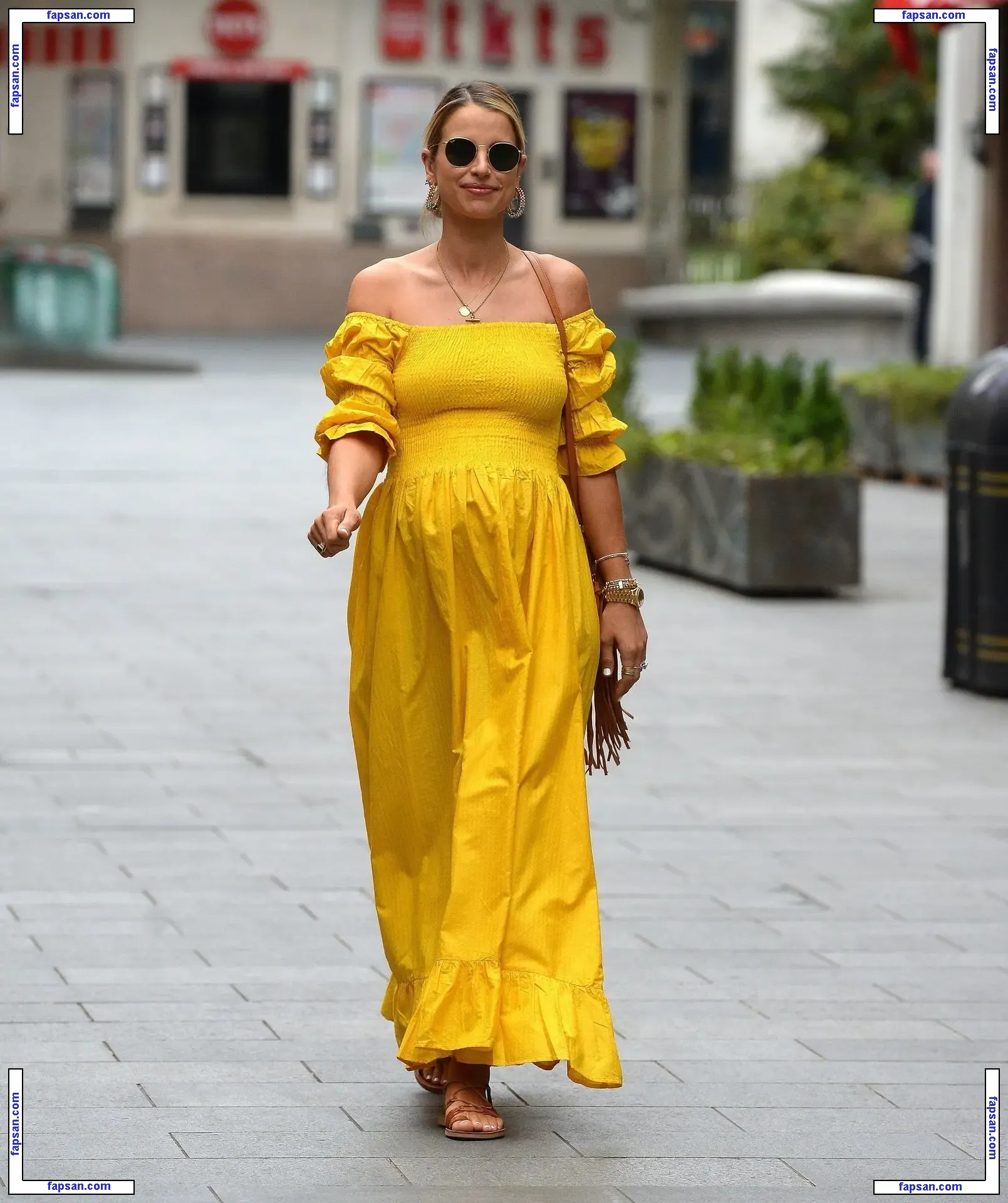 Vogue Williams nude photo #0354 from OnlyFans