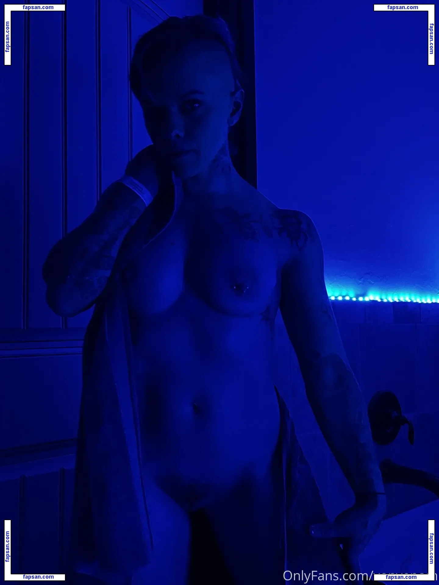 vonvenom nude photo #0046 from OnlyFans