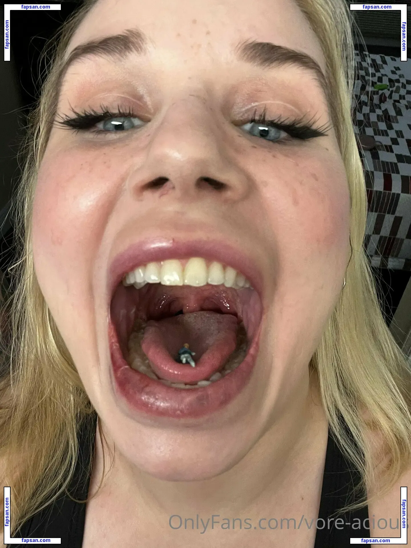 vore-acious-clips / vore_acious_ nude photo #0027 from OnlyFans