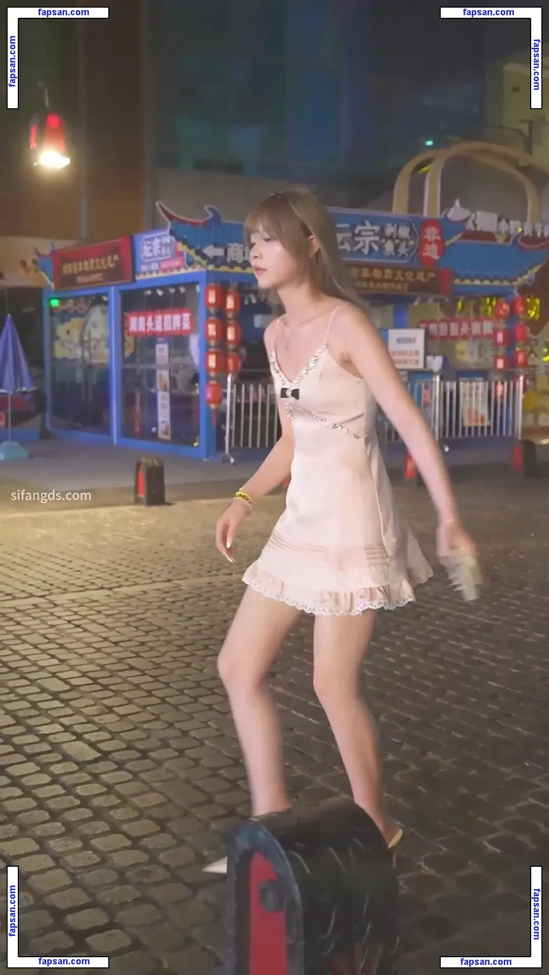 Voyeur Asian Pissing Toilet &Amp Upskirts Only nude photo #0001 from OnlyFans