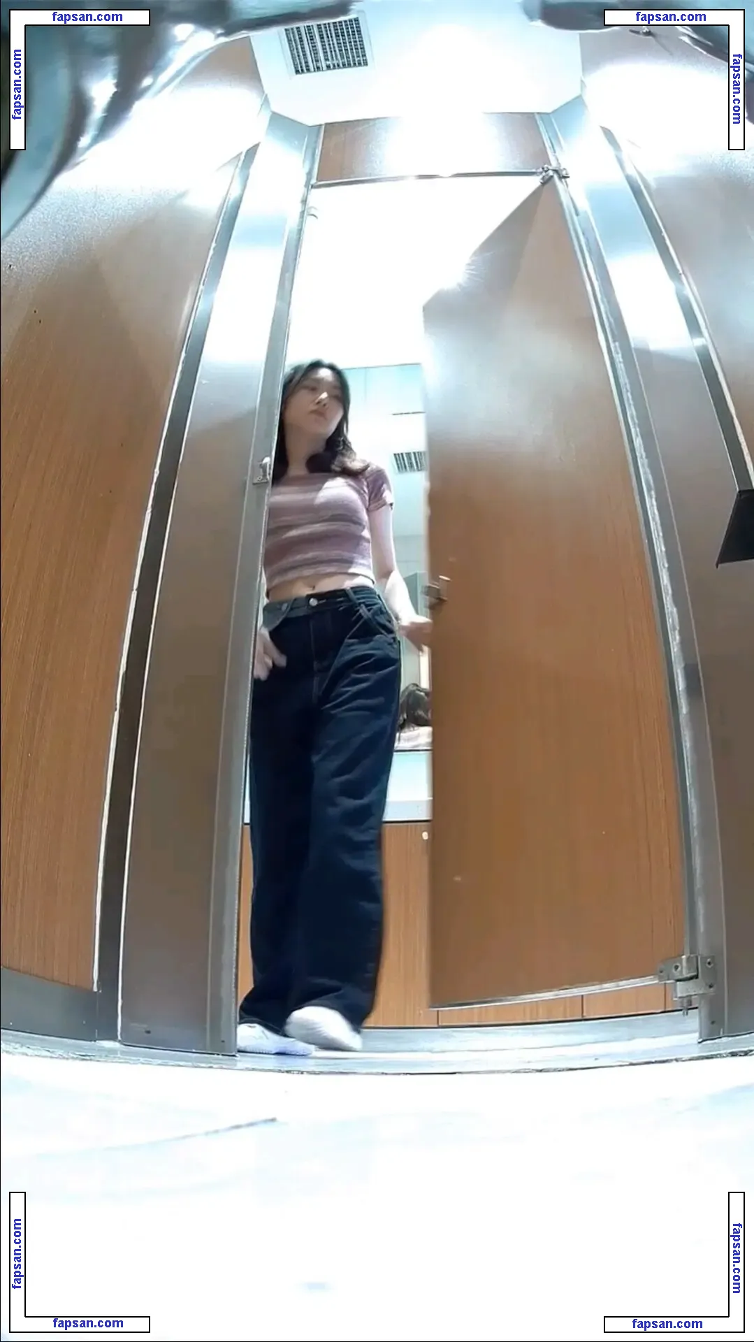 Voyeur Asian Pissing Toilet &Amp Upskirts Only голая фото #0022 с Онлифанс