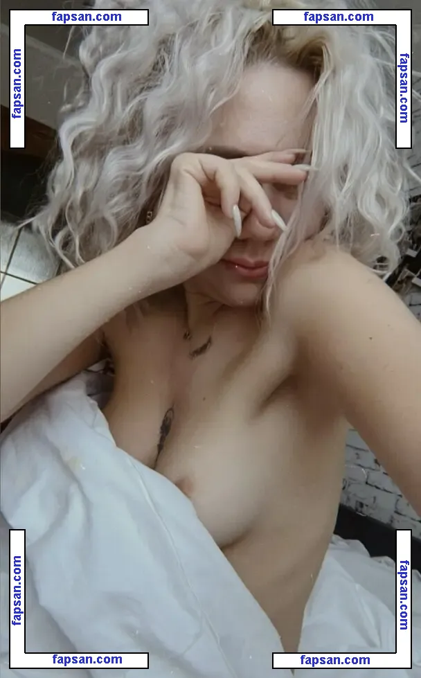 Vrednashka nude photo #0122 from OnlyFans