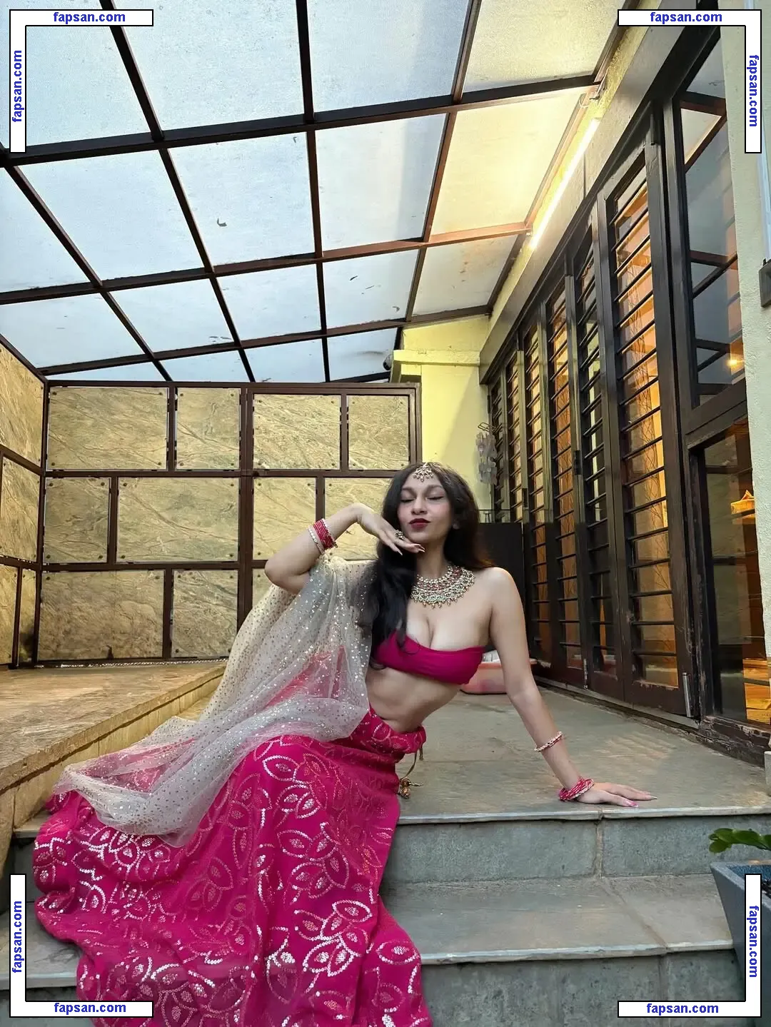 Vrinda Mandal nude photo #0003 from OnlyFans