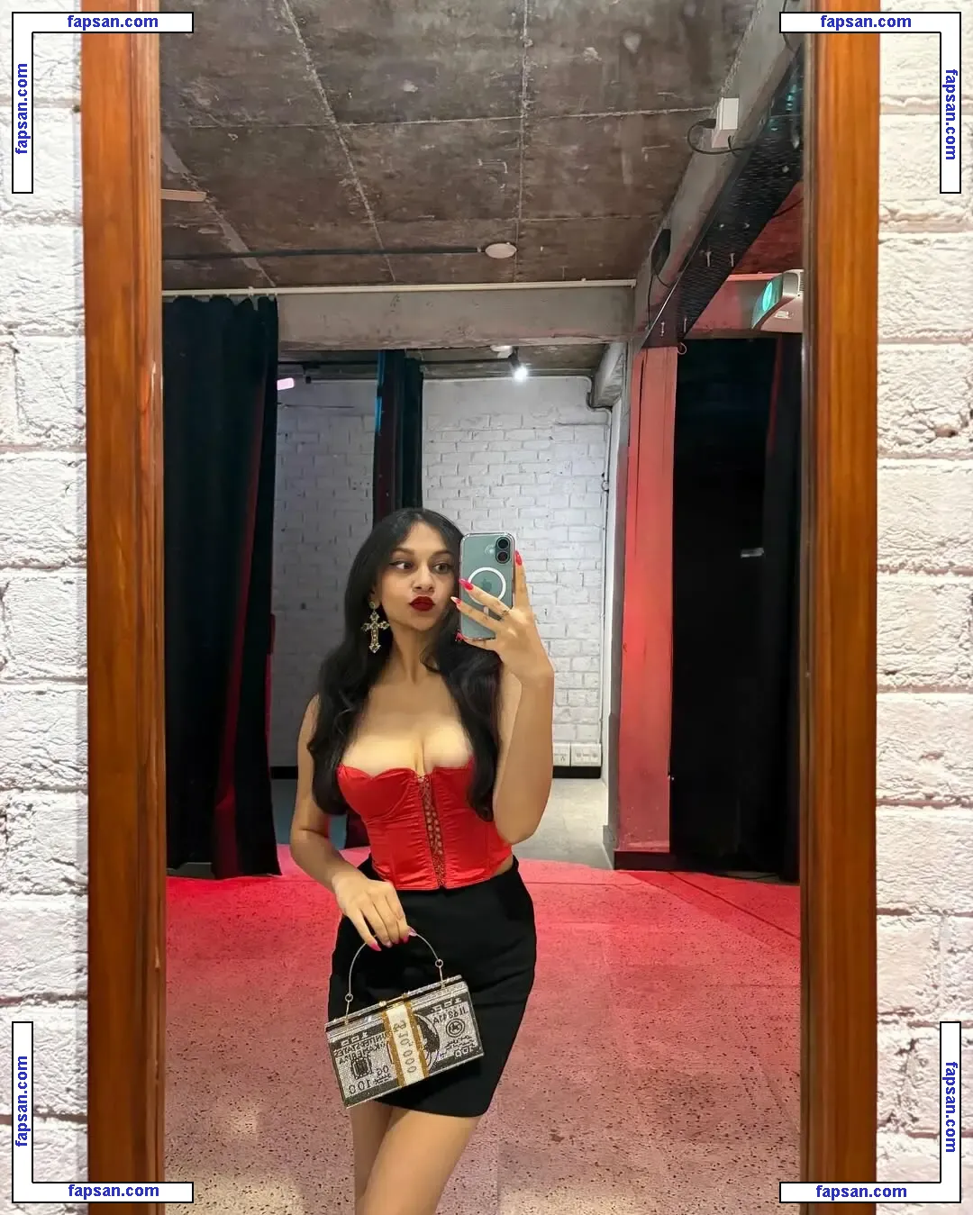 Vrinda Mandal nude photo #0013 from OnlyFans