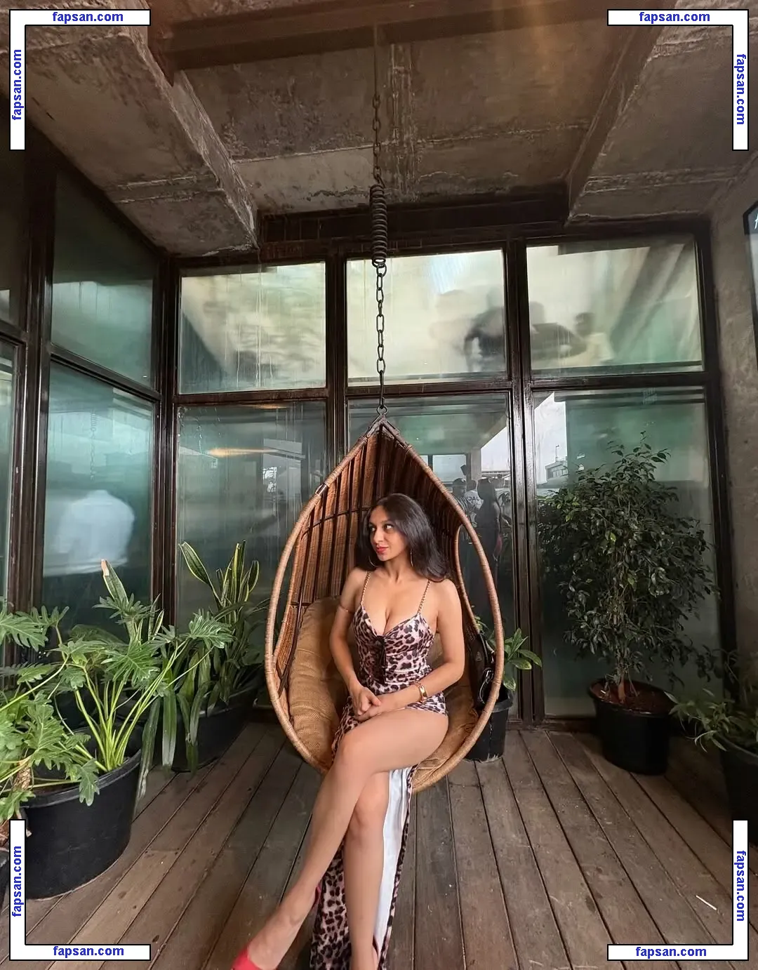 Vrinda Mandal nude photo #0020 from OnlyFans