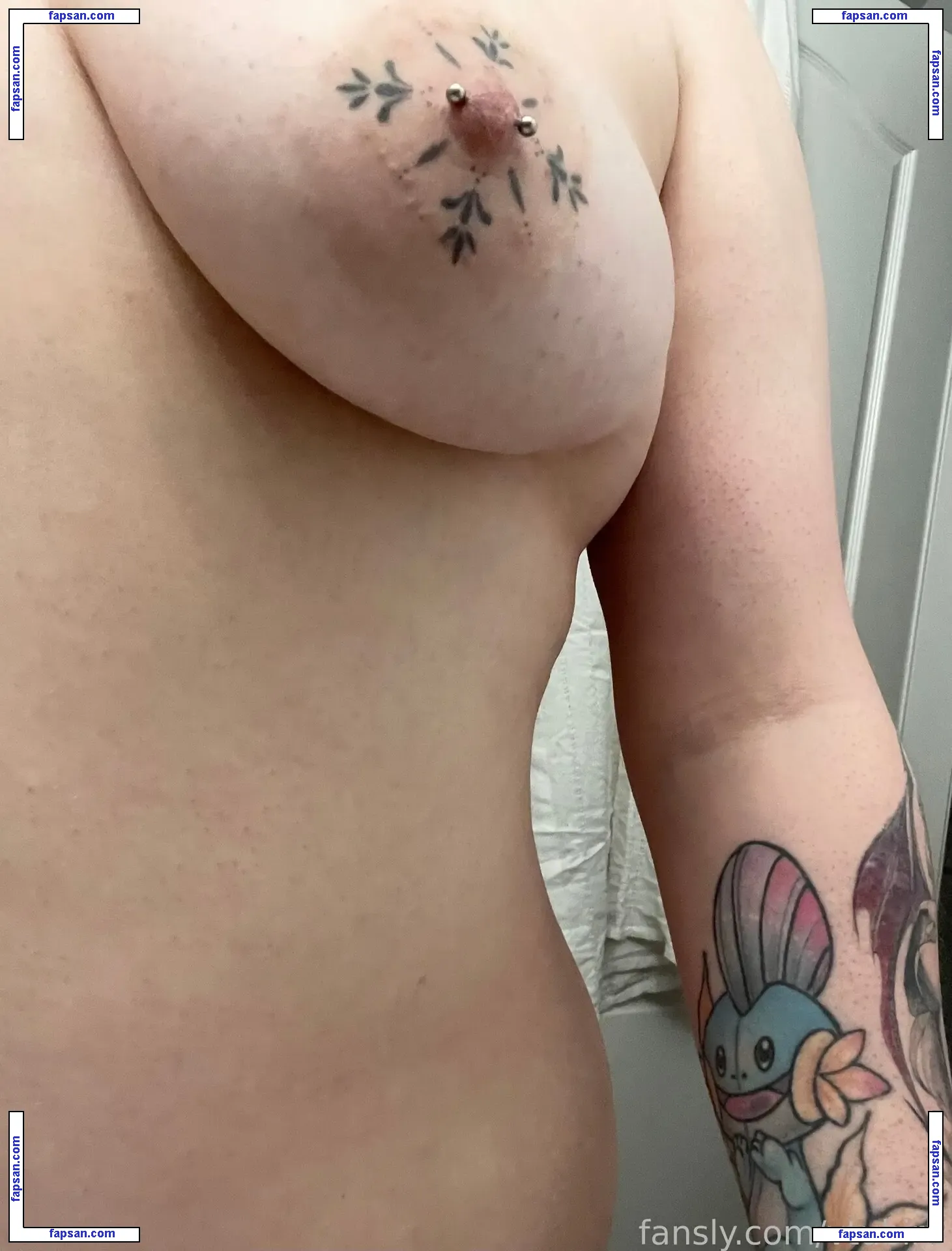 vtubirb nude photo #0011 from OnlyFans