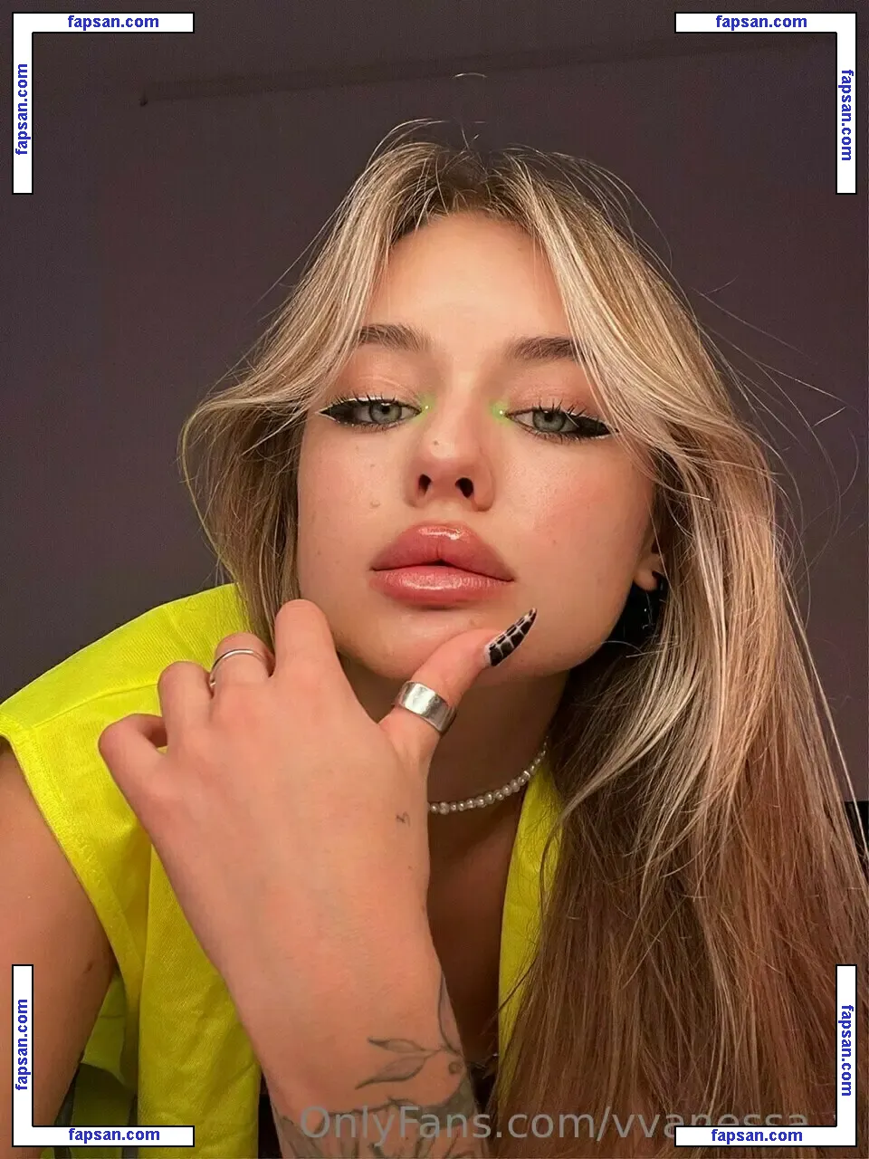 vvanessa_v nude photo #0020 from OnlyFans