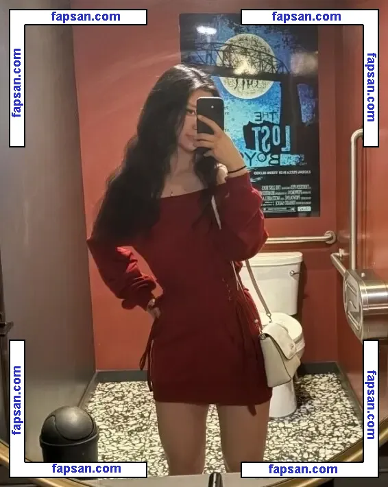 Vyxia Vyxphan nude photo #0116 from OnlyFans
