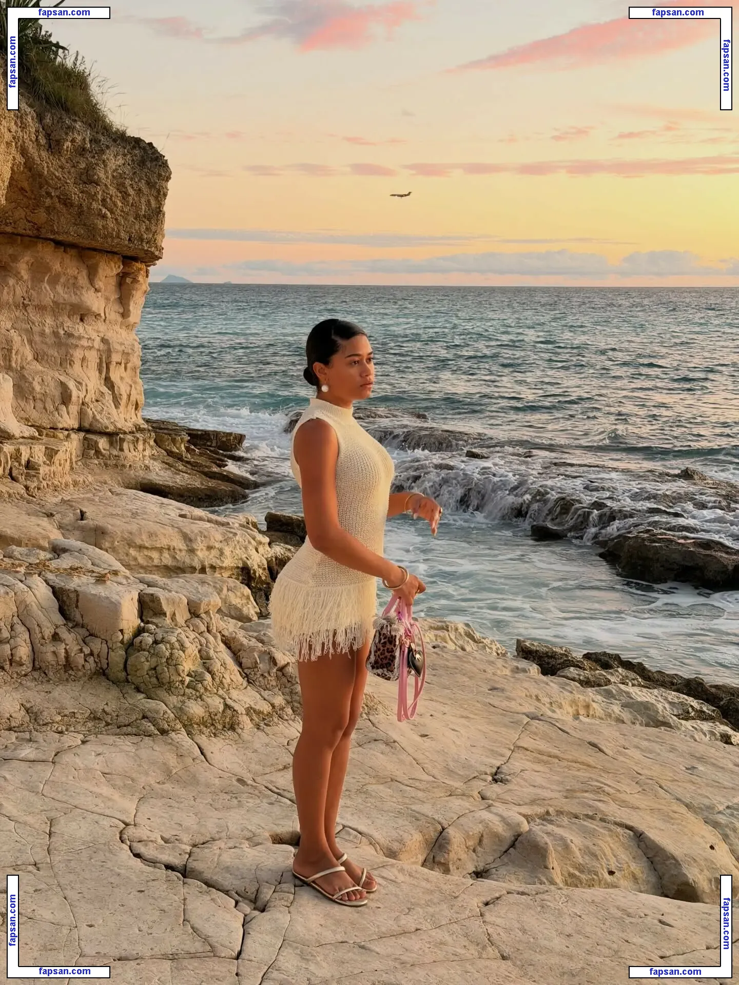 Wahyne nude photo #0046 from OnlyFans