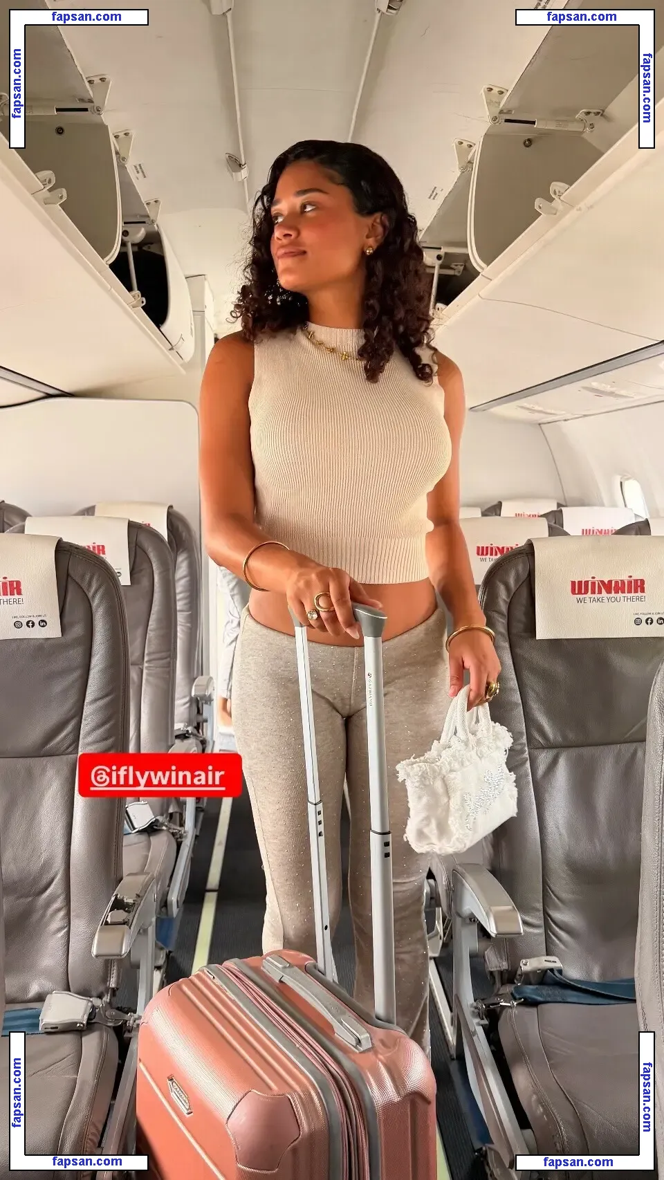 Wahyne nude photo #0053 from OnlyFans