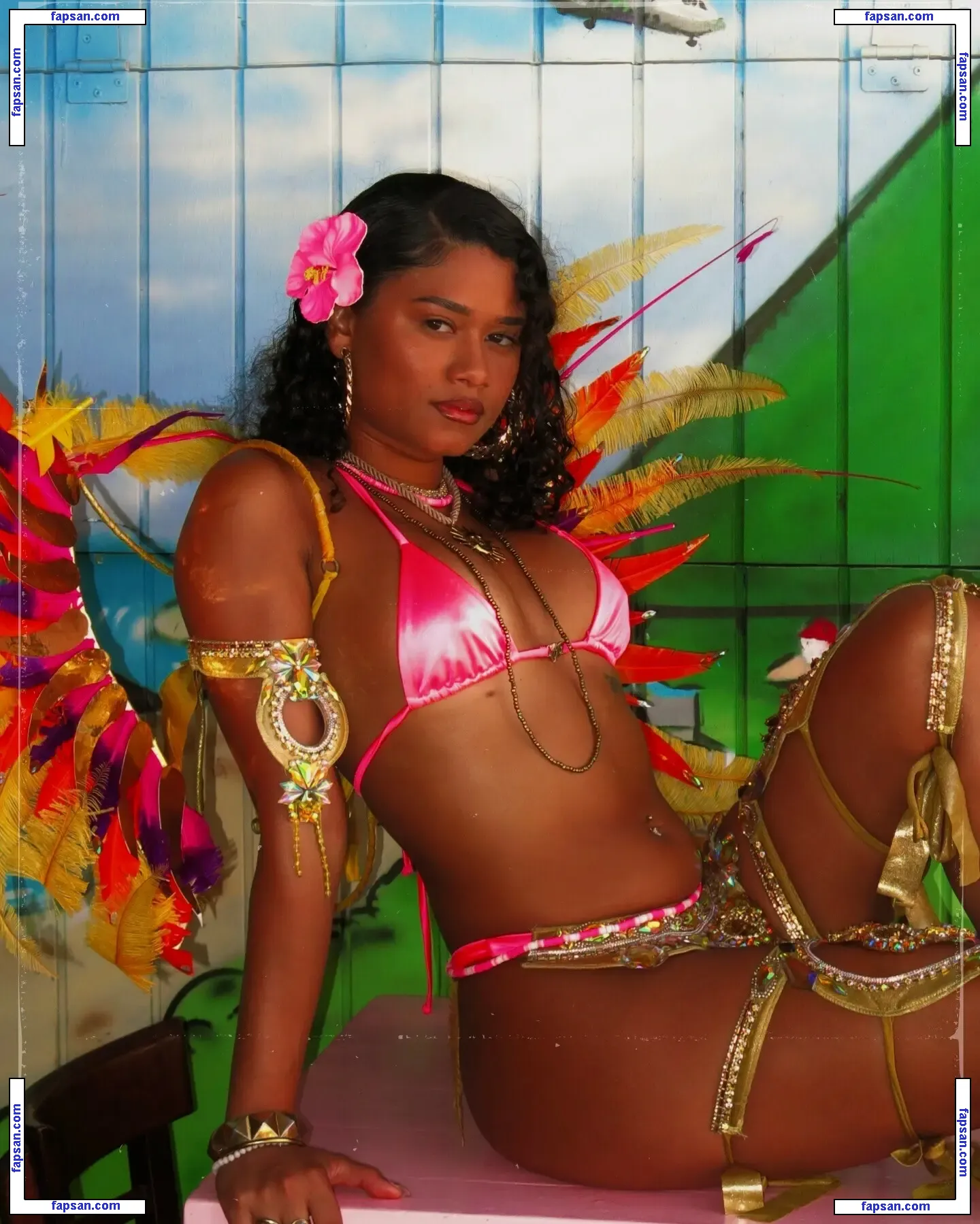 Wahyne nude photo #0055 from OnlyFans