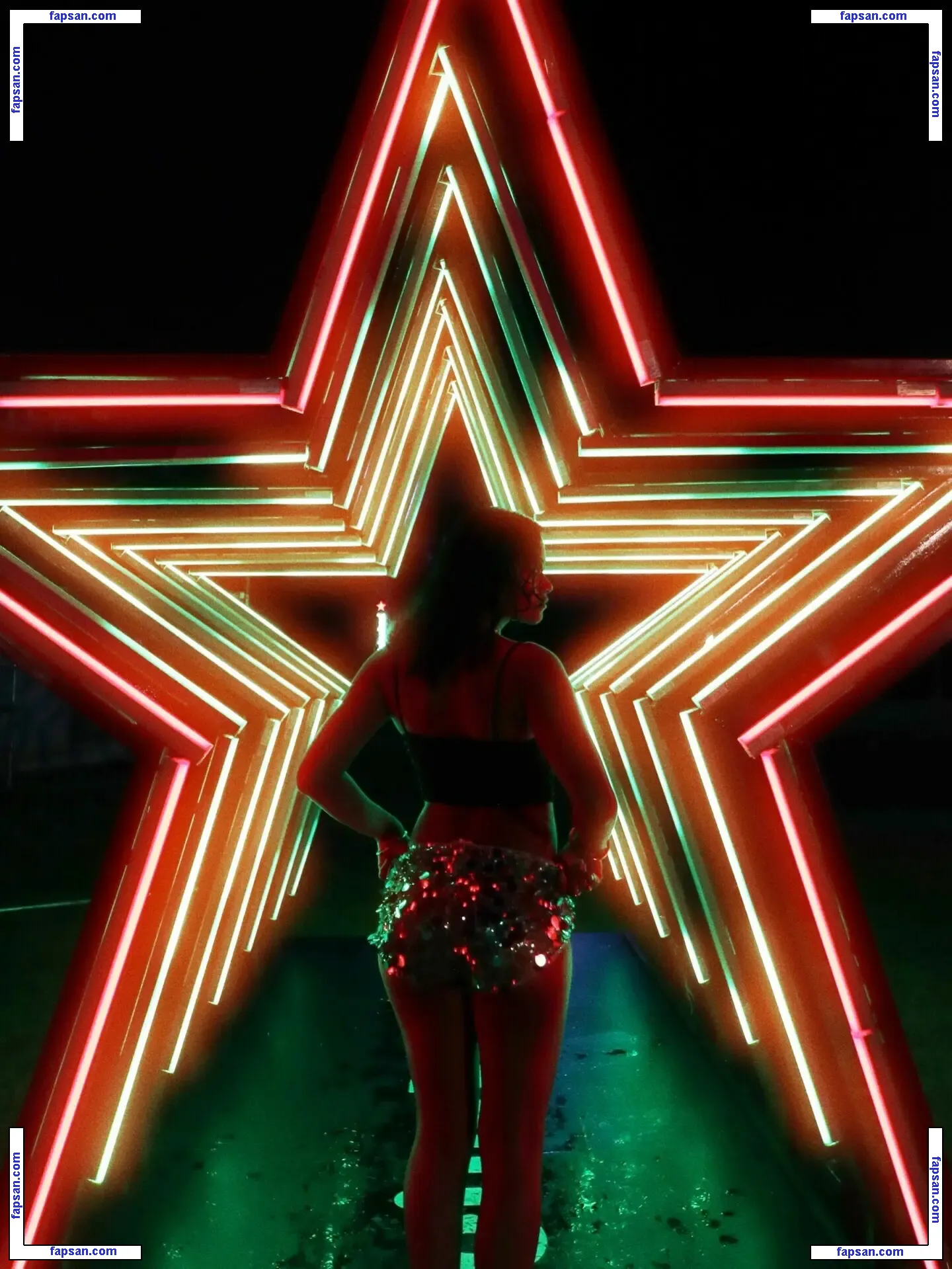 Wahyne nude photo #0067 from OnlyFans