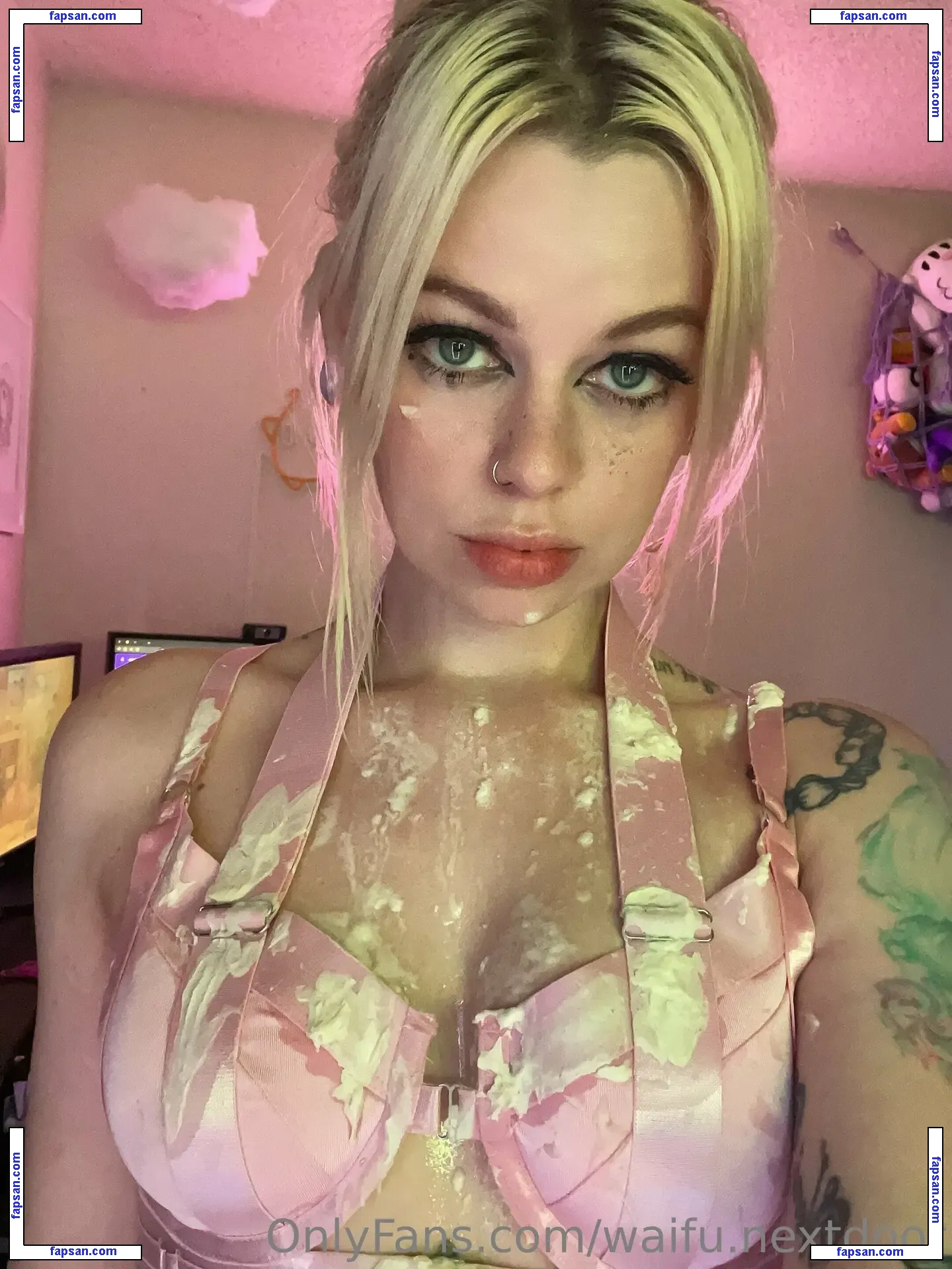 waifu.nextdoor / celestiiica nude photo #0033 from OnlyFans