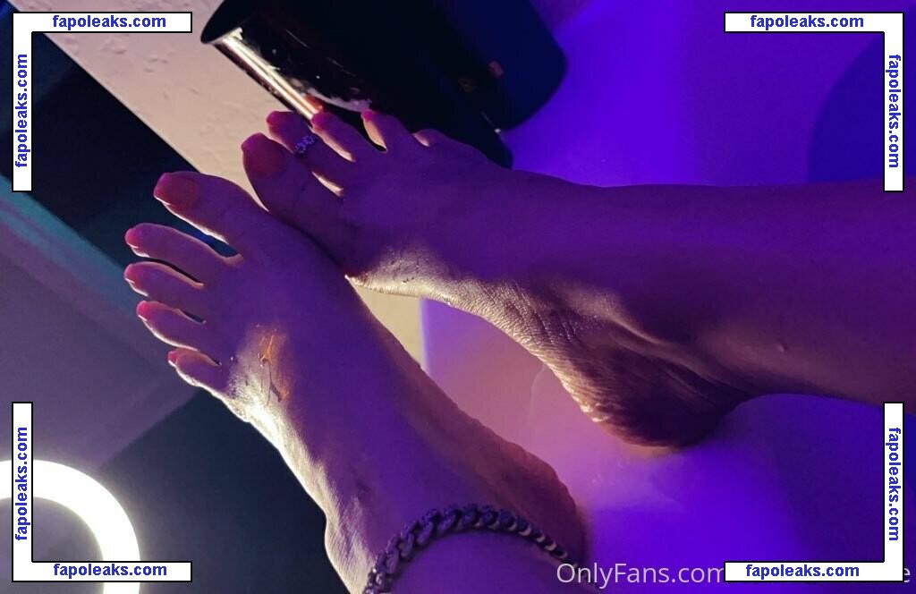 waifufeetmilkpaid nude photo #0008 from OnlyFans