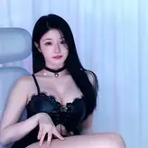 wannabe33 nude #0068