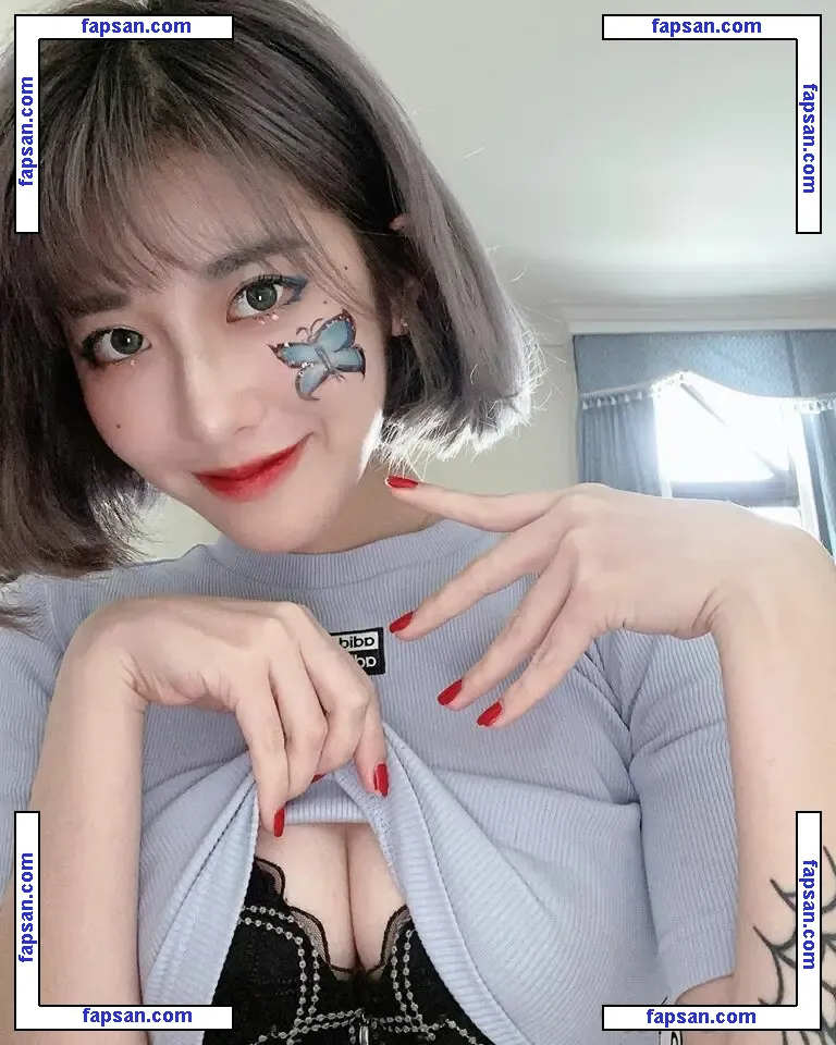 Wannabeauty777 nude photo #0006 from OnlyFans