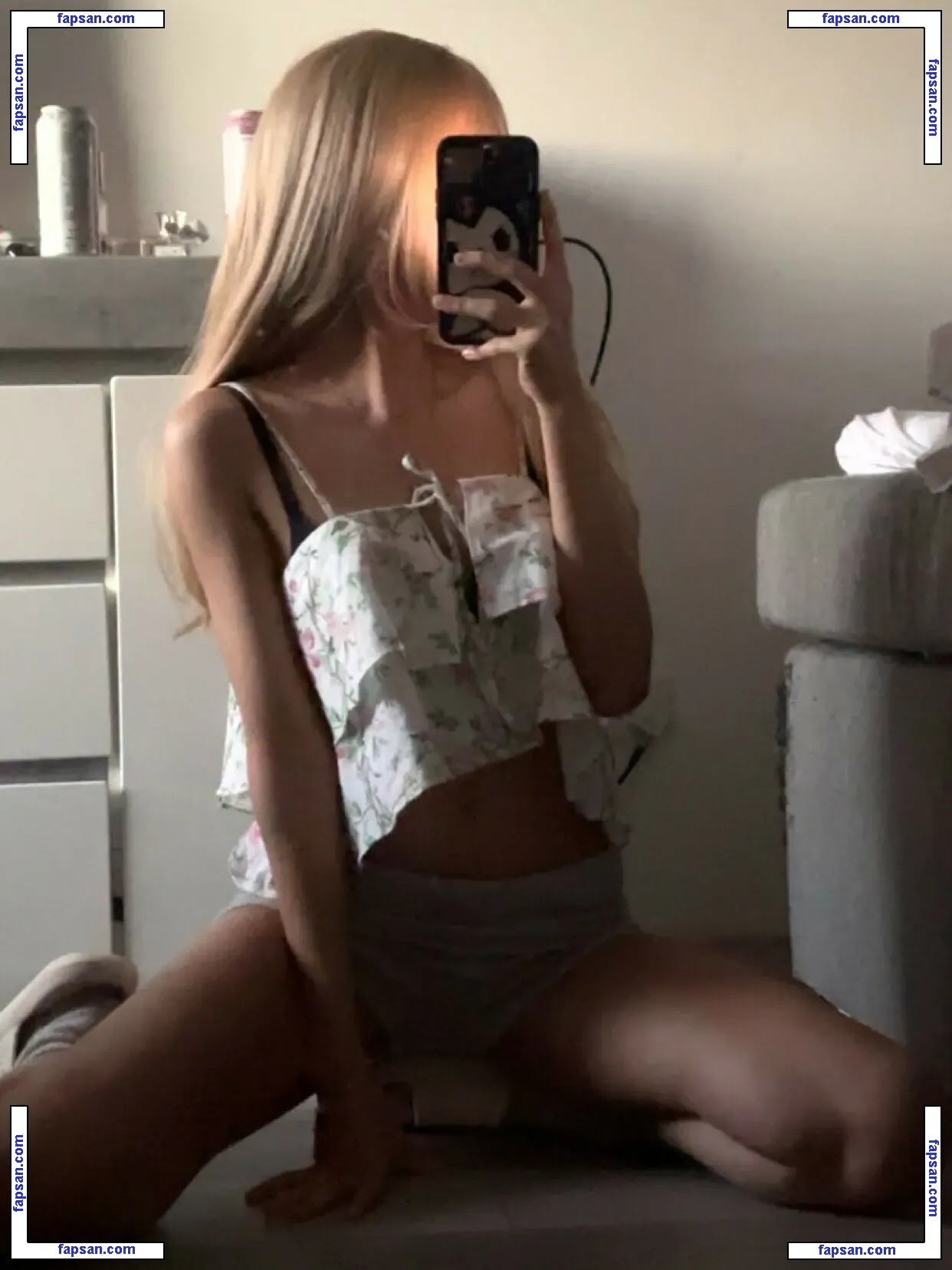 warmdinner голая фото #0004 с Онлифанс