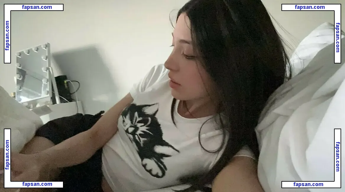 warmdinner голая фото #0010 с Онлифанс