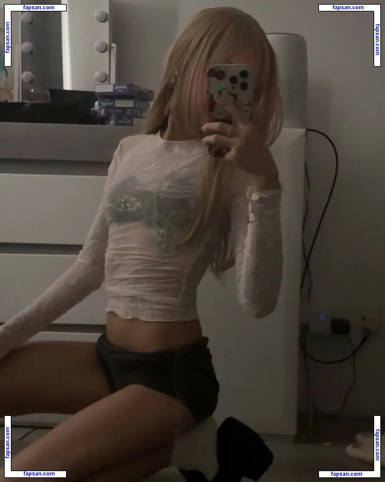 warmdinner голая фото #0011 с Онлифанс