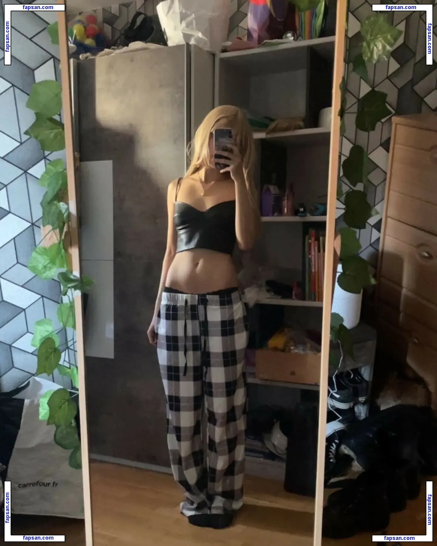 warmdinner голая фото #0021 с Онлифанс