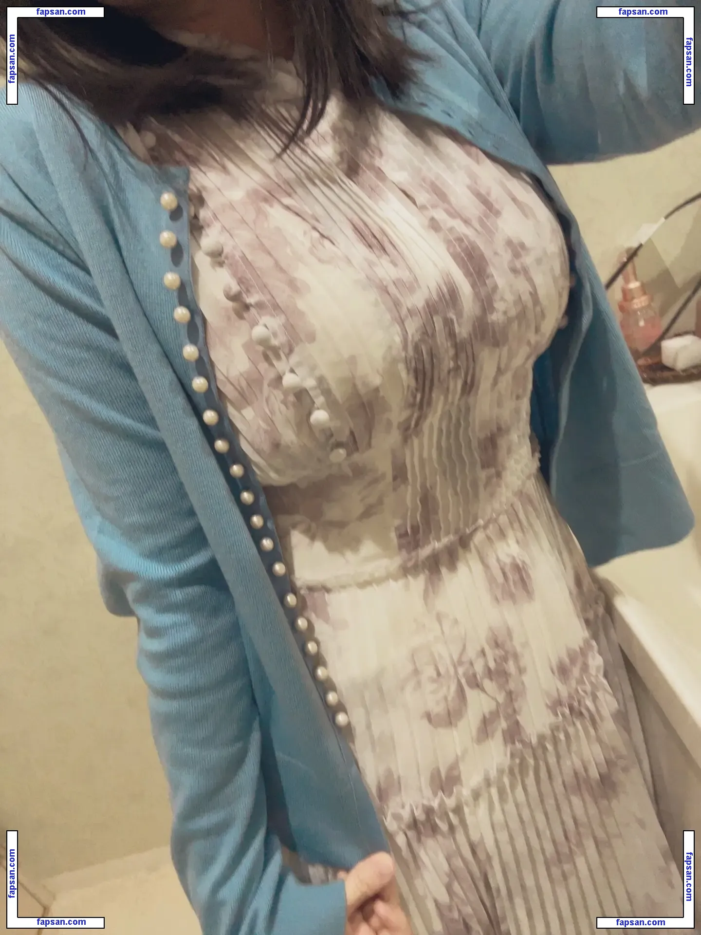 WatashihaOmochi голая фото #0004 с Онлифанс