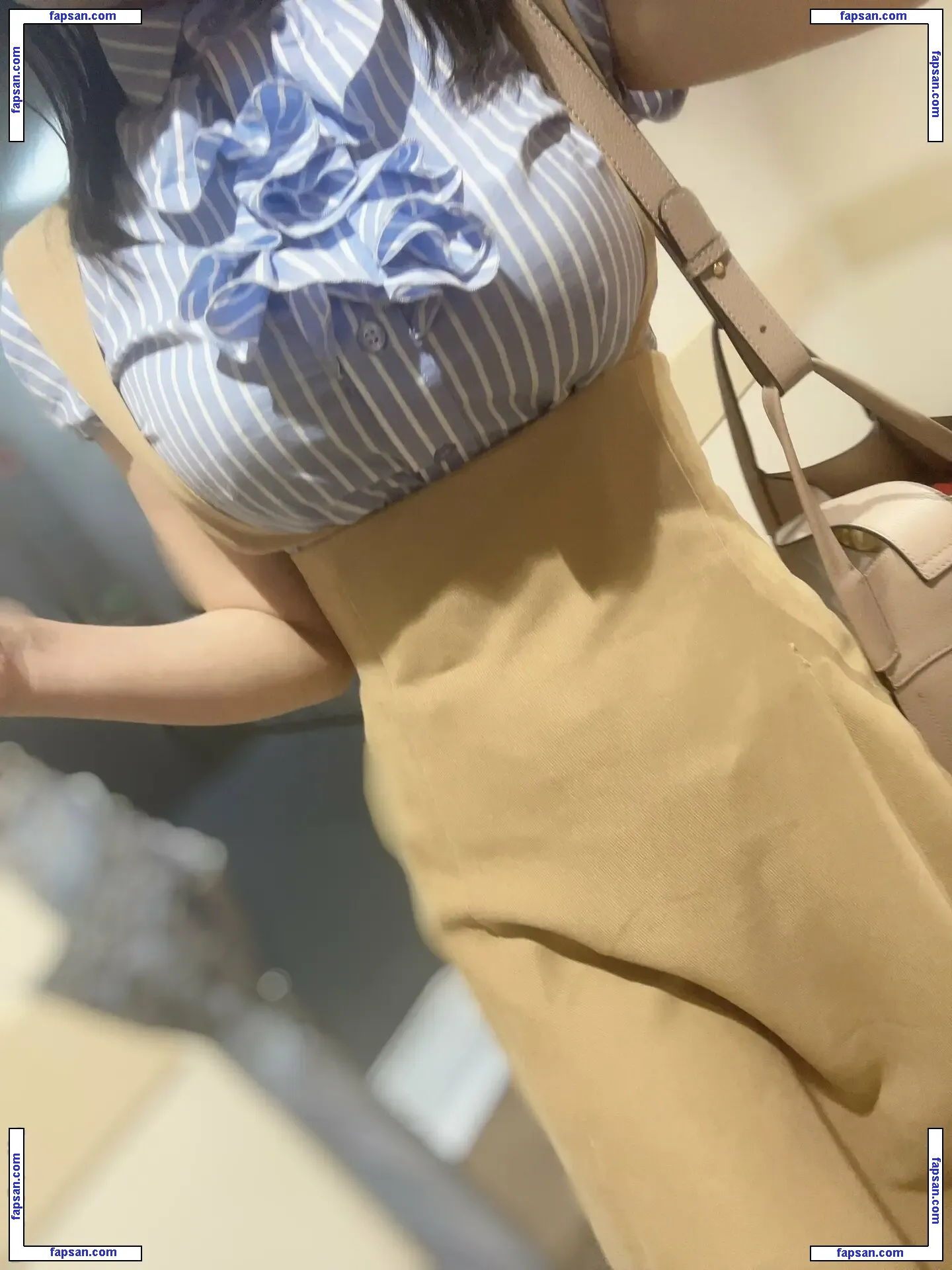 WatashihaOmochi голая фото #0013 с Онлифанс