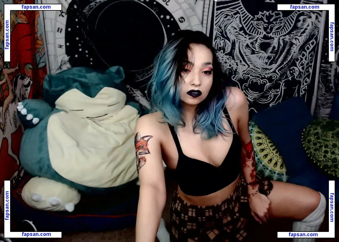 WatchGirlsPlay nude photo #0036 from OnlyFans