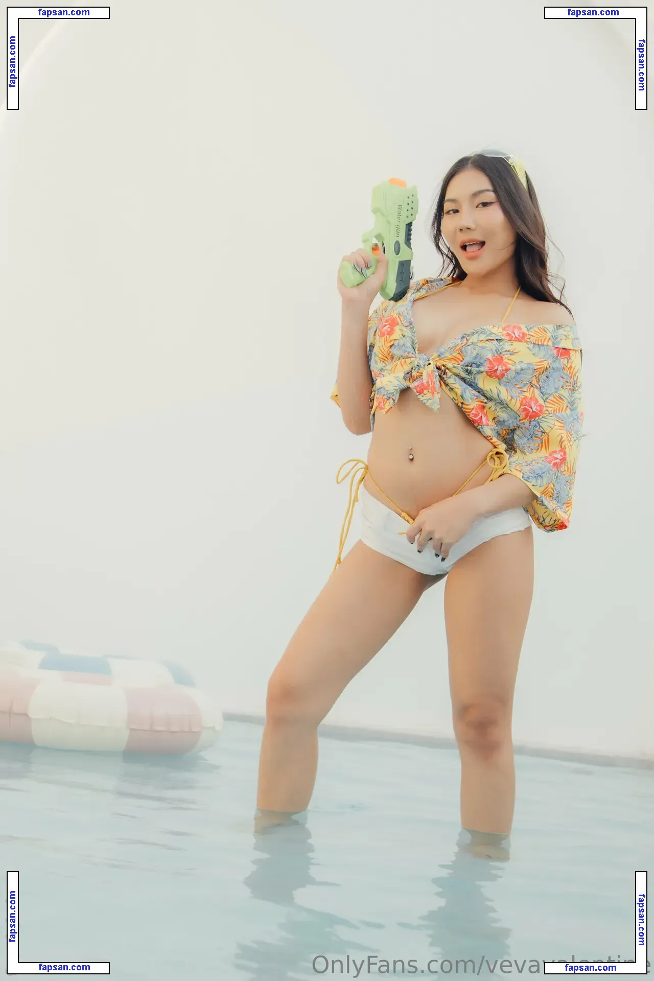 Watsamon nude photo #0093 from OnlyFans