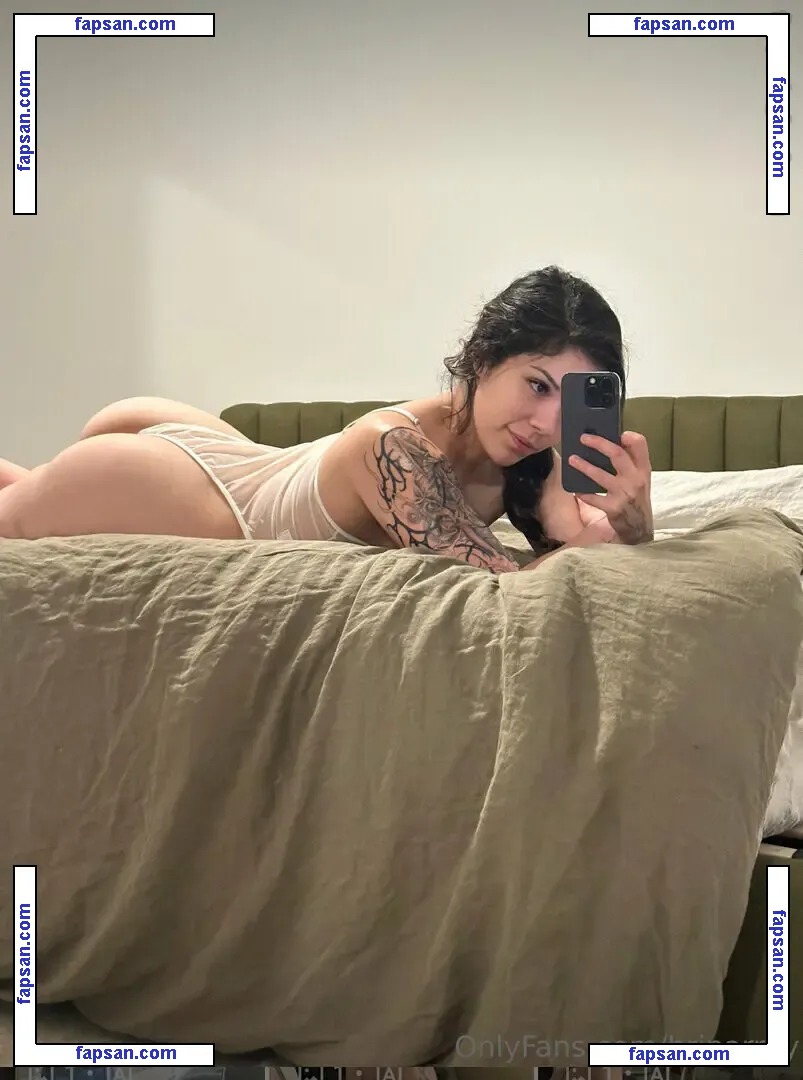 Wavy Brin nude photo #0025 from OnlyFans