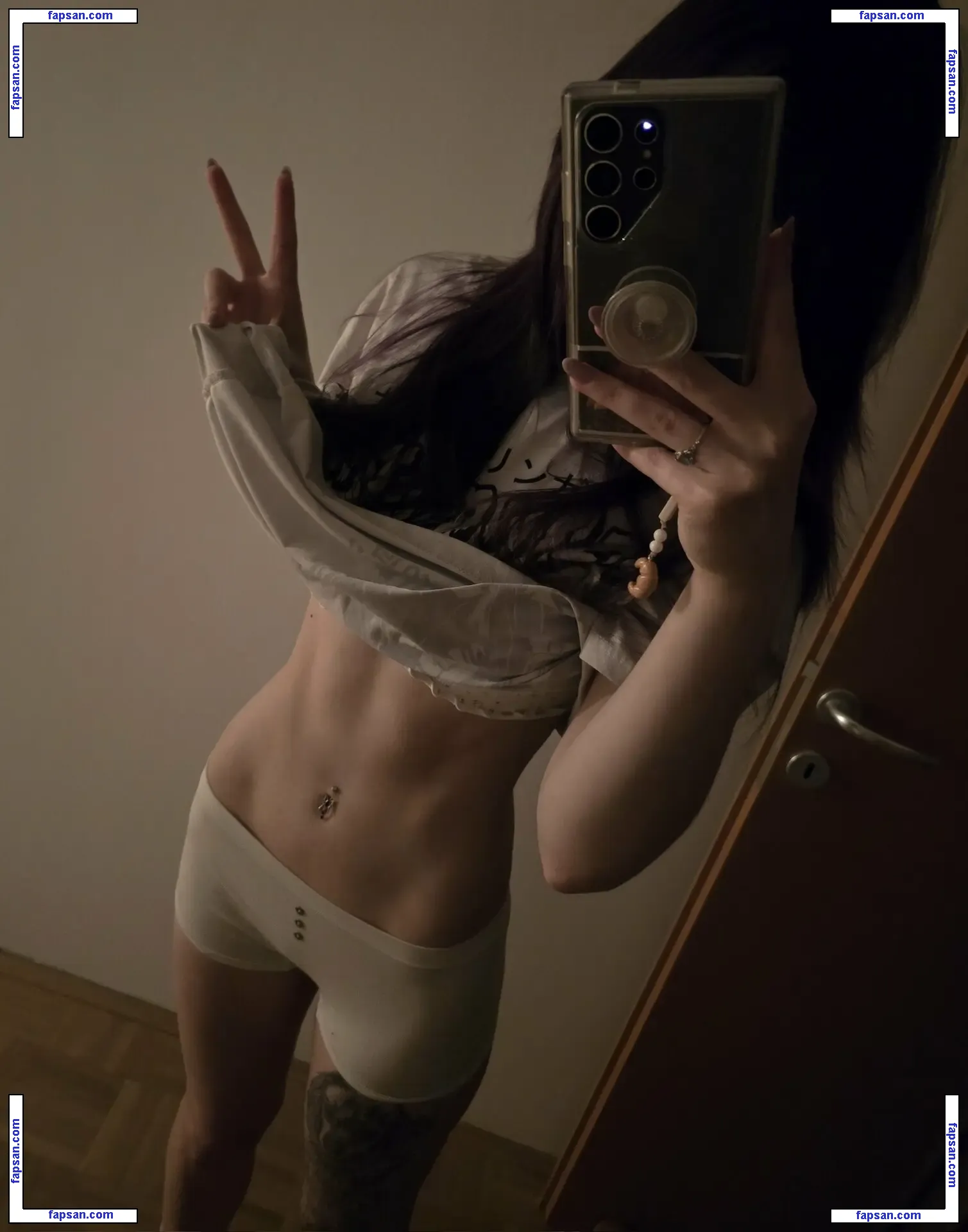 weeniestwee nude photo #0003 from OnlyFans