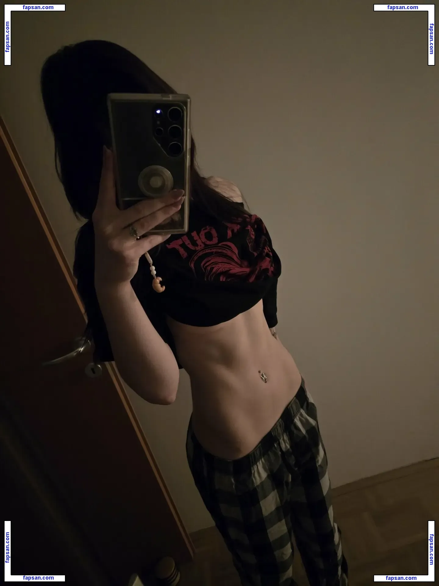 weeniestwee nude photo #0012 from OnlyFans
